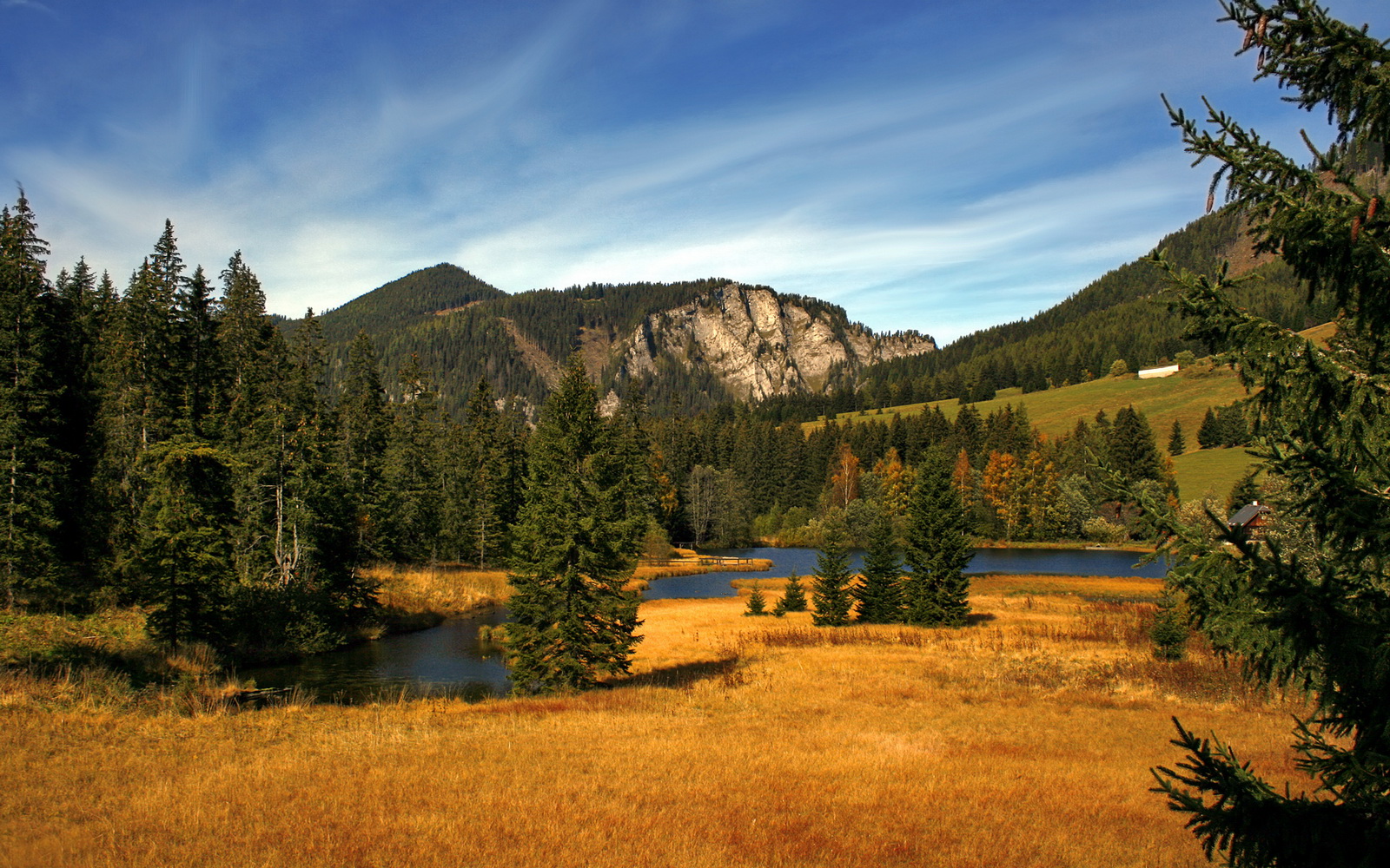 CS2 赛区对抗激烈竞争升级，csgo竞争组